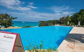 Luxury Oceanview Condo 2 Br/2.5 Ba